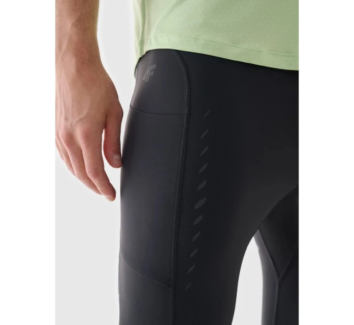 Pánske rýchloschnúce bežecké legíny 4F 4FWAW24TFTIM270-22S Pánske rýchloschnúce bežecké legíny 4F 4FWAW24TFTIM270-22S