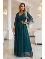 654-1 Dlhé lesklé plus size šaty s výstrihom a priehľadnými rukávmi - fľaškovo zelené 654-1 Dlhé lesklé plus size šaty s výstrihom a priehľadnými rukávmi - fľaškovo zelené