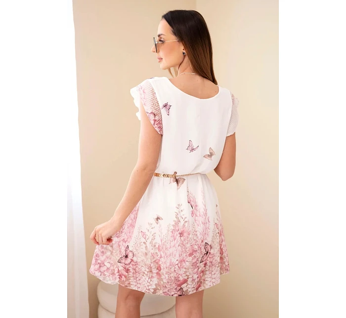 Dámské šaty s plisovaným rukávem a ozdobným páskem růžová