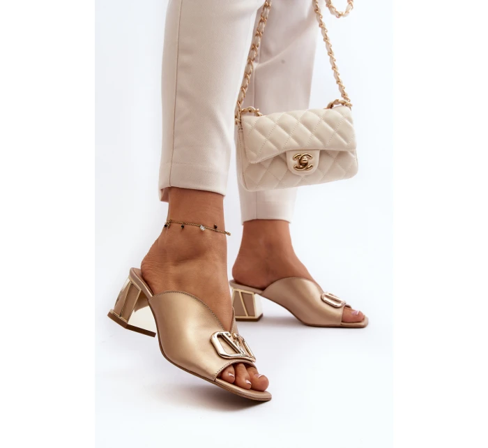 Eleganckie Klapki Damskie Na Obcasie Laura Messi 2771 Złote