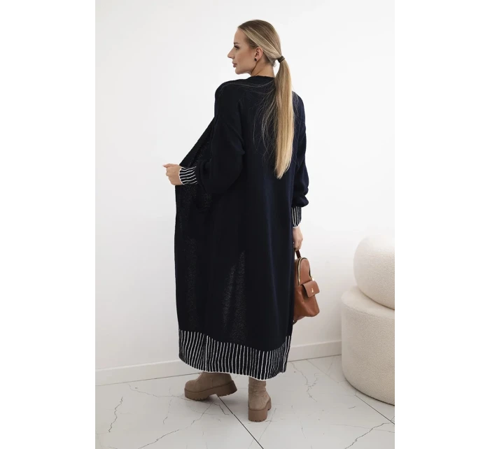 Sveter s vreckami námornícka modrá