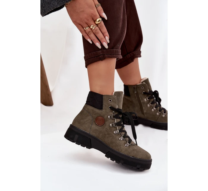 Zateplené dámské trapery na platformě tmavě zelené model 21714434 - Boto