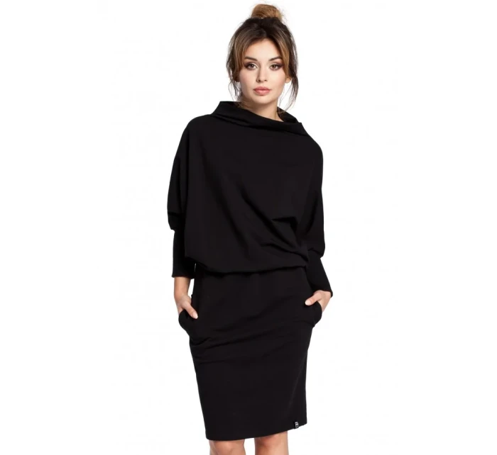 Šaty s rukávy černé model 18002397 - BeWear Šaty s rukávy černé model 18002397 - BeWear