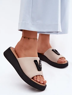 Kožené dámské pantofle s písmenem V na platformě Vinceza 66950 béžové