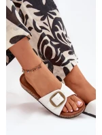 Dámske papuče na korkovej platforme s prackou - biele Dámske papuče na korkovej platforme s prackou - biele