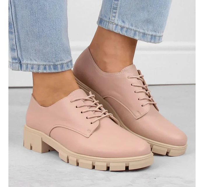 W růžová model 22050666 - M. Daszyński W růžová model 22050666 - M. Daszyński