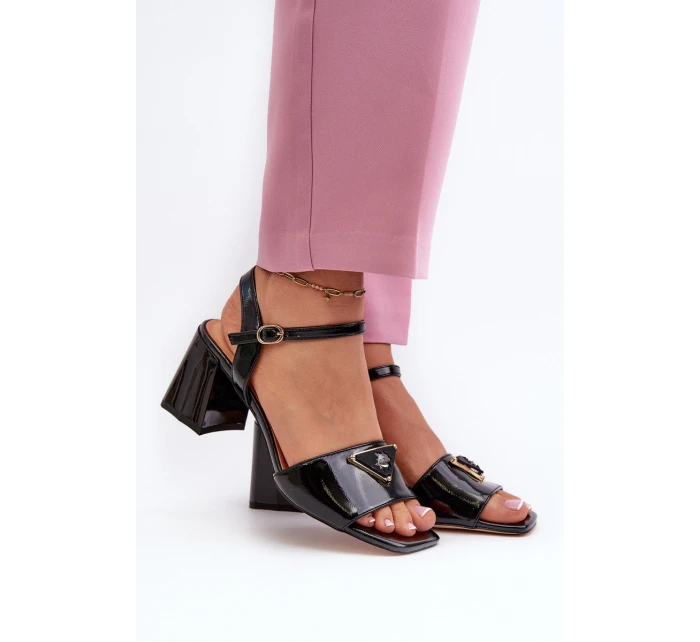 Elegantní Lakované Sandály Na Podpatku Černé D&A model 21659766 - S.Barski