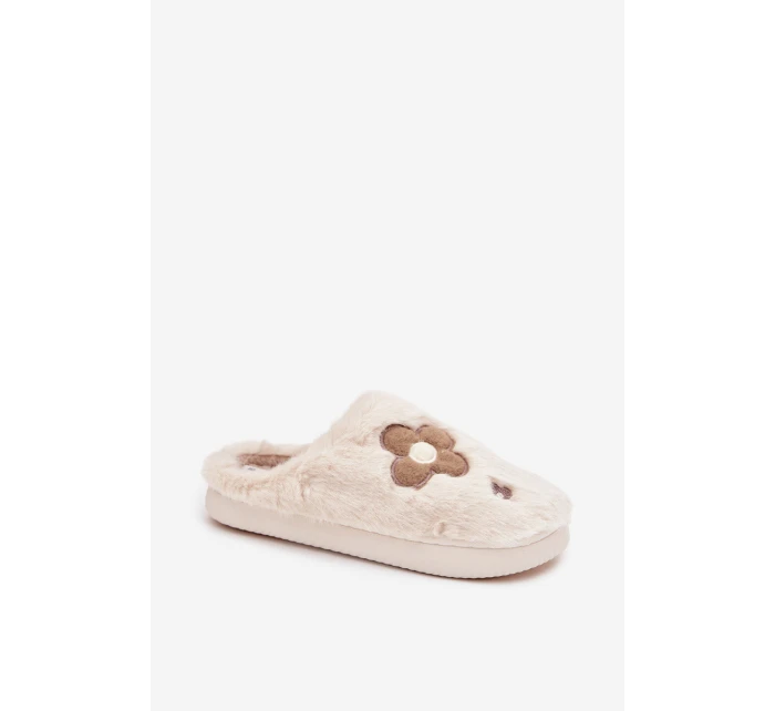 Kožešinové pantofle s květinami béžové model 21772526 - Boto