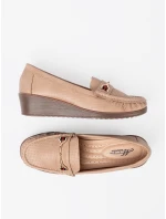 Pohodlné hnedé dámske topánky na klinoch Pohodlné hnedé dámske topánky na klinoch