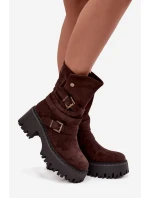 Dámské kotníkové boty na podpatku s přezkami a páskem čokoládové model 21725142 - Boto