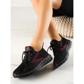 Moderní dámské černé  tenisky bez podpatku