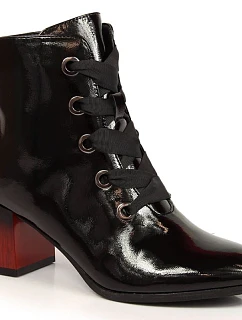 Zateplené boty s ozdobným podpatkem W model 22112866 - Potocki