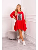 Šaty s potlačou a rozšírenou spodnou časťou červené