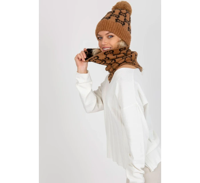 Nekonečný šál model 185919 AT Nekonečný šál model 185919 AT