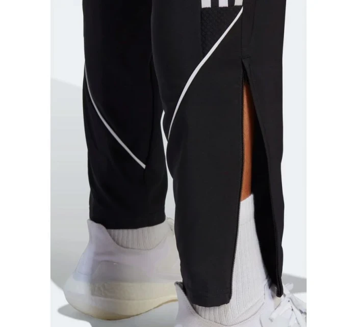Nohavice adidas Tiro 23 League Woven M IB5012