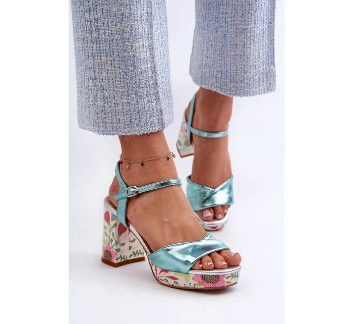 Dámské sandály na podpatku s květinami D&A model 21660335 modré - S.Barski