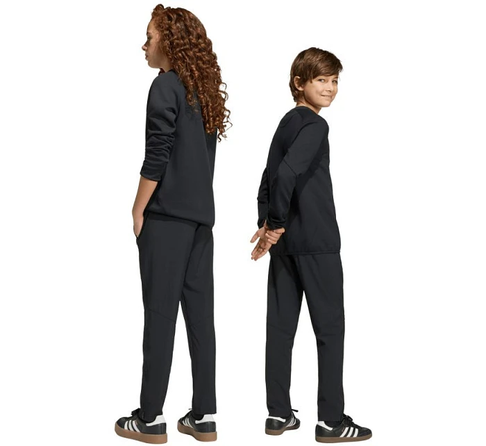 Adidas Tiro 26 Cestovné tkané nohavice pre deti Black JM5556 Adidas Tiro 26 Cestovné tkané nohavice pre deti Black JM5556