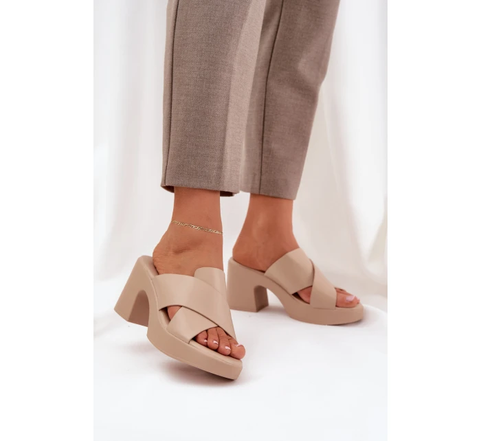 Lehké Pantofle Na Podpatku Z Eko Kůže Světle Béžové model 21684550 - Boto Lehké Pantofle Na Podpatku Z Eko Kůže Světle Béžové model 21684550 - Boto