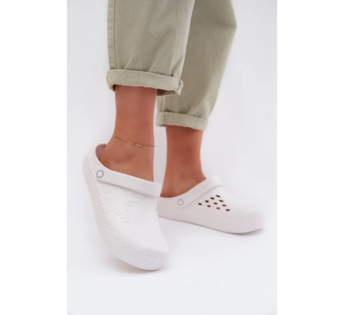 Dámské pantofle z Big Star Bílé model 22016676 - Big Star Shoes Dámské pantofle z Big Star Bílé model 22016676 - Big Star Shoes