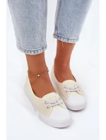 Dámské tenisky s výšivkou model 21693757 béžové - Lee Cooper