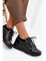 Kožené dámské polobotky na platformě model 22100881 Černé - VINCEZA Kožené dámské polobotky na platformě model 22100881 Černé - VINCEZA