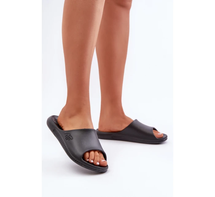 Dámské Pantofle Černé model 21674804 - 4F Dámské Pantofle Černé model 21674804 - 4F