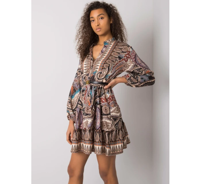 Šaty DHJ SK 15053.61 čierna a béžová Šaty DHJ SK 15053.61 čierna a béžová