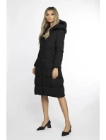 Dlouhá černá vypasovaná dámská zimní bunda model 21247555 - Ann Gissy