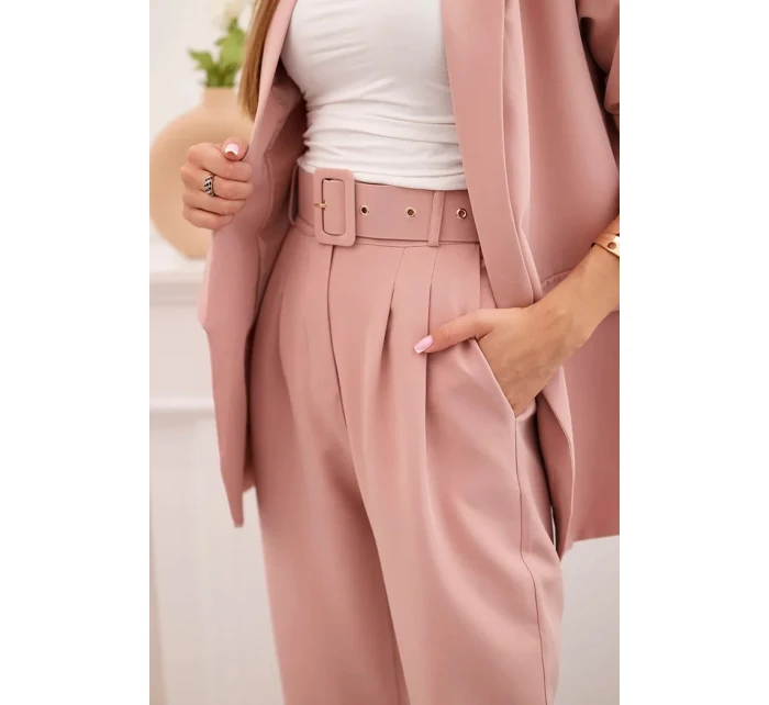 Elegantná súprava saka a nohavíc v púdrovo ružovej farbe