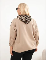 Dámska mikina Plus Size z viskózy s kapucňou a leopardovými vsadkami v kamelovej farbe