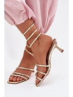 Sandále na podpätku model 227453 Step in style