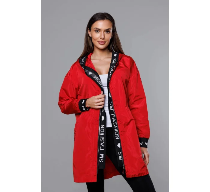 Tenká červená dámska bunda s ozdobnou lemovkou (B8145-4) Tenká červená dámska bunda s ozdobnou lemovkou (B8145-4)