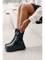 Botki Na Masywnej Platformie Czarne Florinara