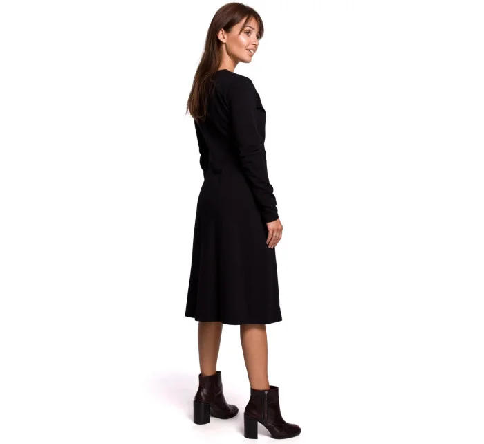 Dámské šaty model 17788205 - BeWear