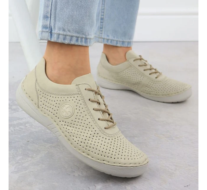 Dámske perforované béžové kožené poltopánky Rieker 52546-60