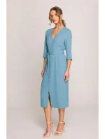 model 20966193 Šaty se zavinovacími detaily ve střední délce nebesky modré - STYLOVE