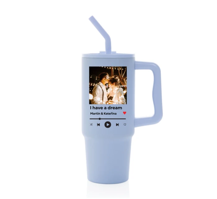 Cestovní termoska s barevným víčkem s vlastním odkazem na oblíbenou písničku Cestovní termoska s barevným víčkem s vlastním odkazem na oblíbenou písničku