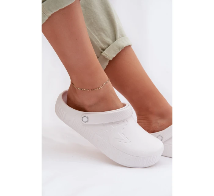 Dámské pantofle z Big Star Bílé model 22016676 - Big Star Shoes Dámské pantofle z Big Star Bílé model 22016676 - Big Star Shoes