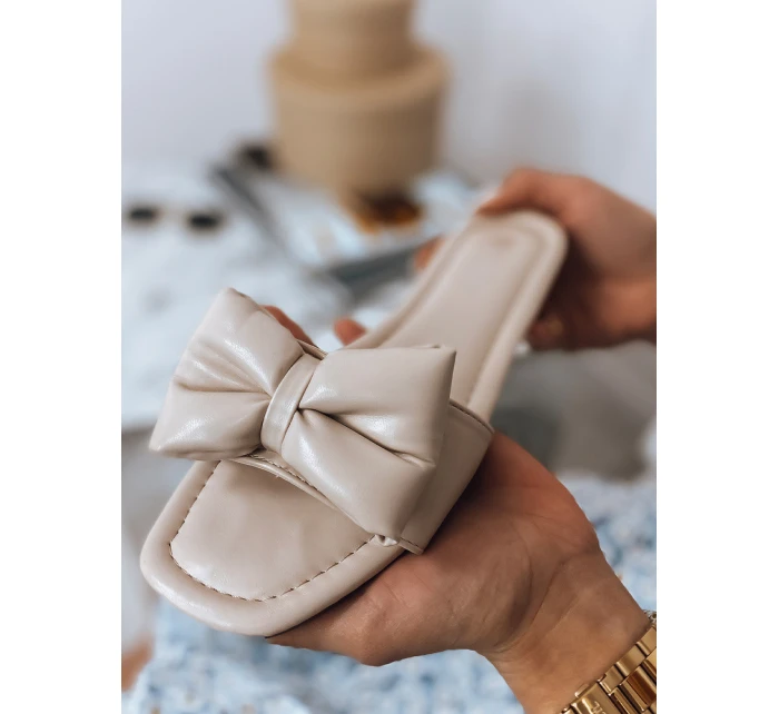 Dámské žabky beige Dstreet model 21964584 - FashionStreet