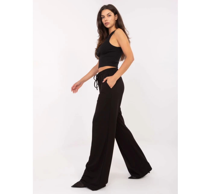 Tepláky RV DR A611.52 čierne Tepláky RV DR A611.52 čierne