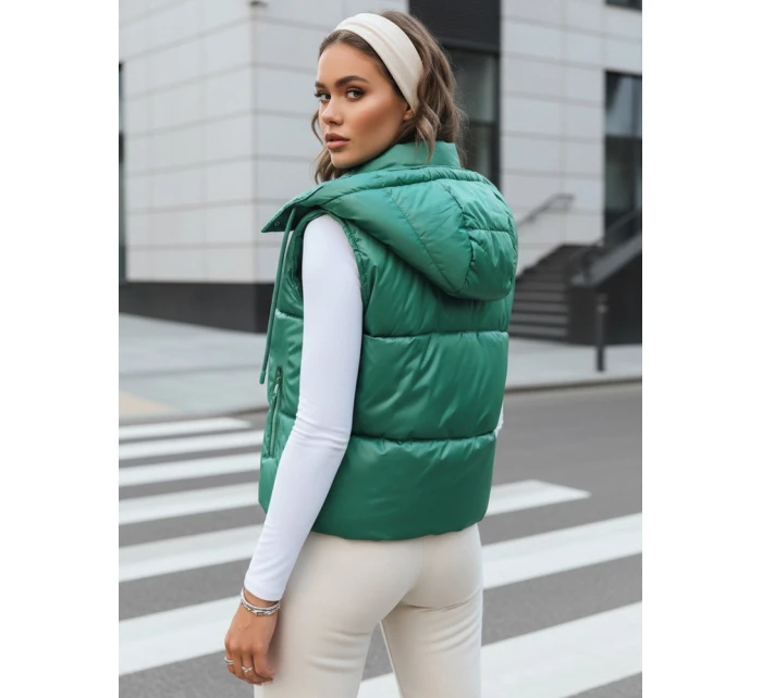Dámská prošívaná vesta zelená Dstreet model 21969985 - FashionStreet Dámská prošívaná vesta zelená Dstreet model 21969985 - FashionStreet