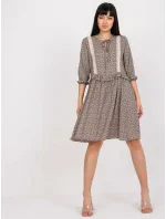 Šaty CHA SK 1710 1.52 hnedá Šaty CHA SK 1710 1.52 hnedá