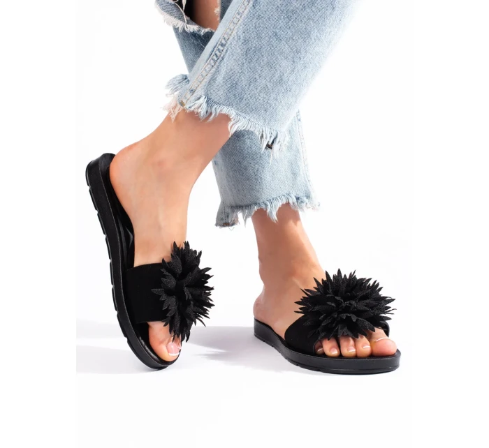 Pohodlné černé nazouváky dámské bez podpatku Pohodlné černé nazouváky dámské bez podpatku