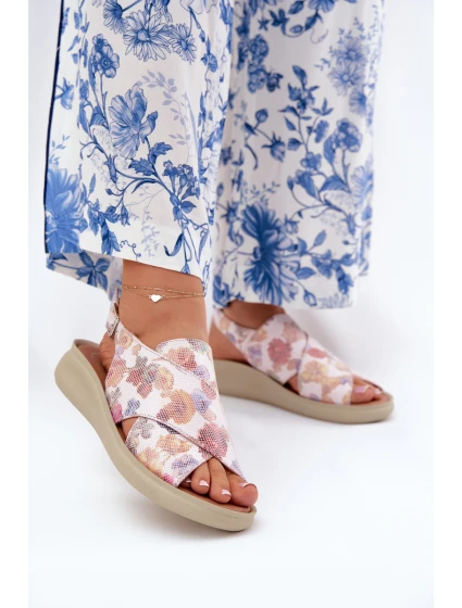 Sandały Damskie Z Eko Skóry W Kwiaty Multikolor Tosmelia Sandały Damskie Z Eko Skóry W Kwiaty Multikolor Tosmelia