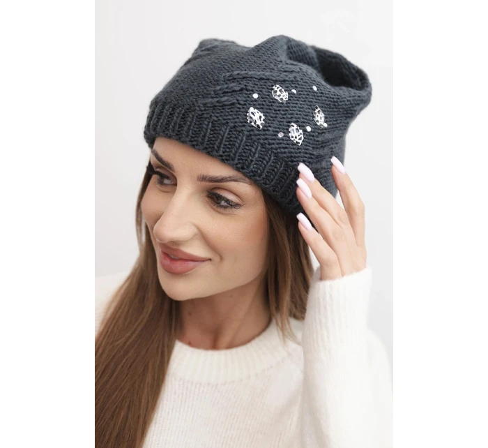 Dámska zimná čiapka z vlny s ozdobnými aplikáciami K468 graphite Dámska zimná čiapka z vlny s ozdobnými aplikáciami K468 graphite
