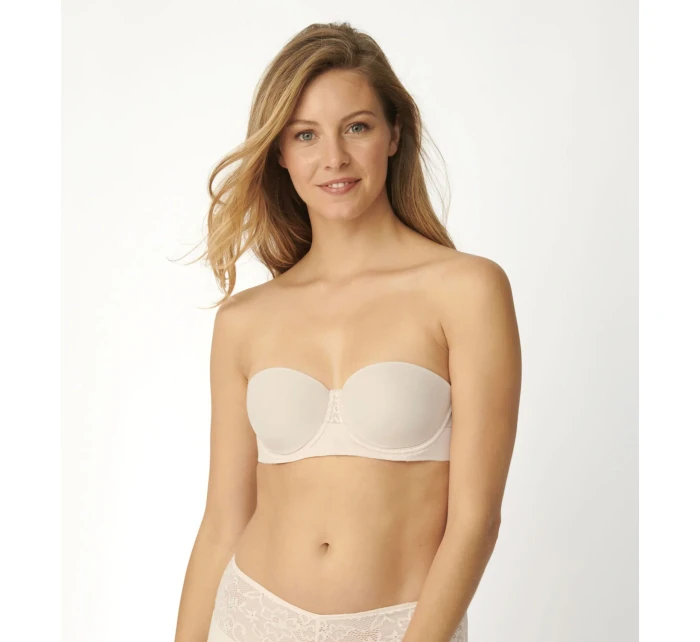 Dámská vyztužená podprsenka Vivid Spotlight model 21745507 krémová - Triumph Dámská vyztužená podprsenka Vivid Spotlight model 21745507 krémová - Triumph