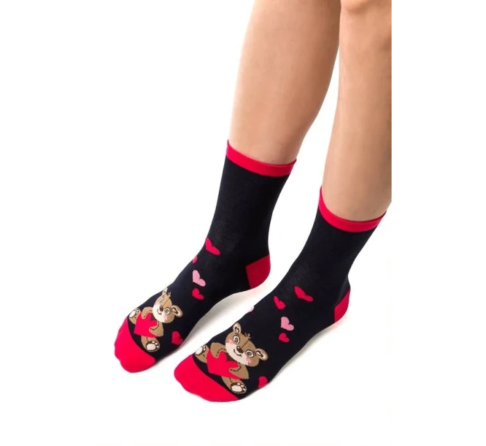 Dámské ponožky model 14559108 Srdce - Steven Dámské ponožky model 14559108 Srdce - Steven