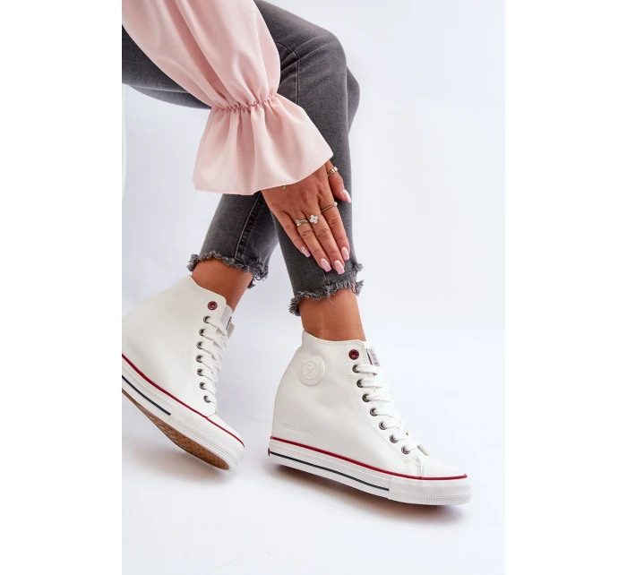 Trampki Damskie Na Koturnie Cross Jeans NN2R4004 Białe