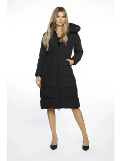 Dlouhá černá vypasovaná dámská zimní bunda model 21247555 - Ann Gissy