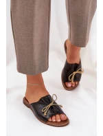 Kožené ploché elegantné papuče s motýlikom Lewski 3572 Black